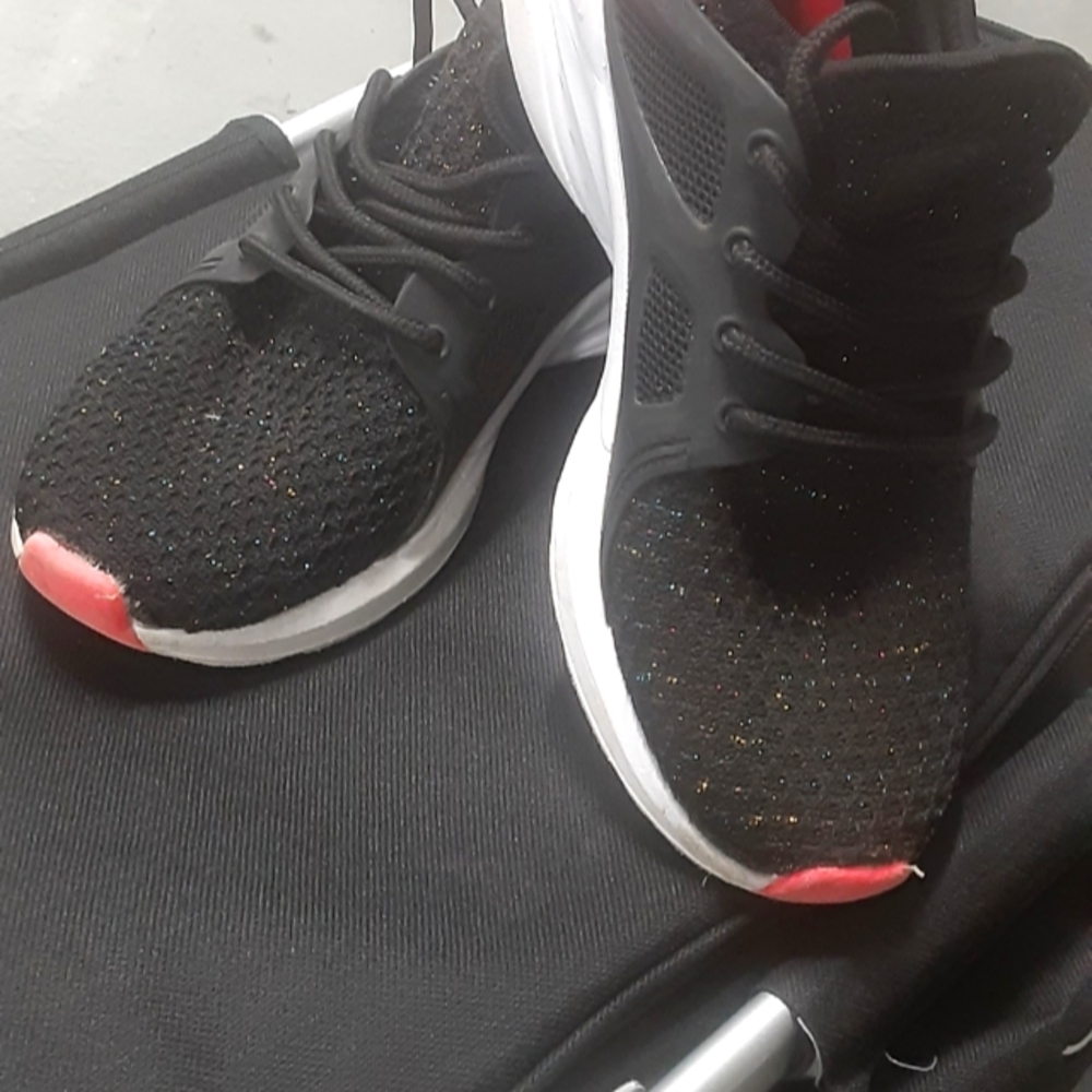Size 1 girls c9 by champion sneakers